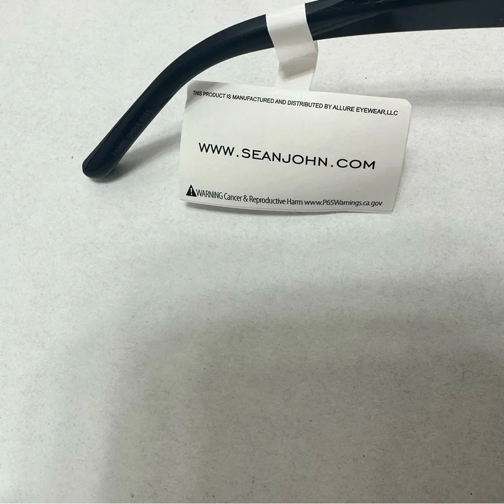 Sean John Black Cat Eye Vintage Style‎ Sunglasses / Dark Grey UV Lenses - New